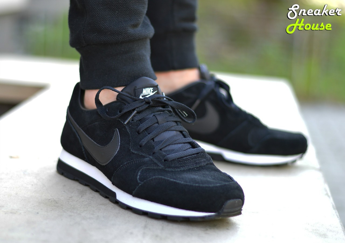 nike runner leather